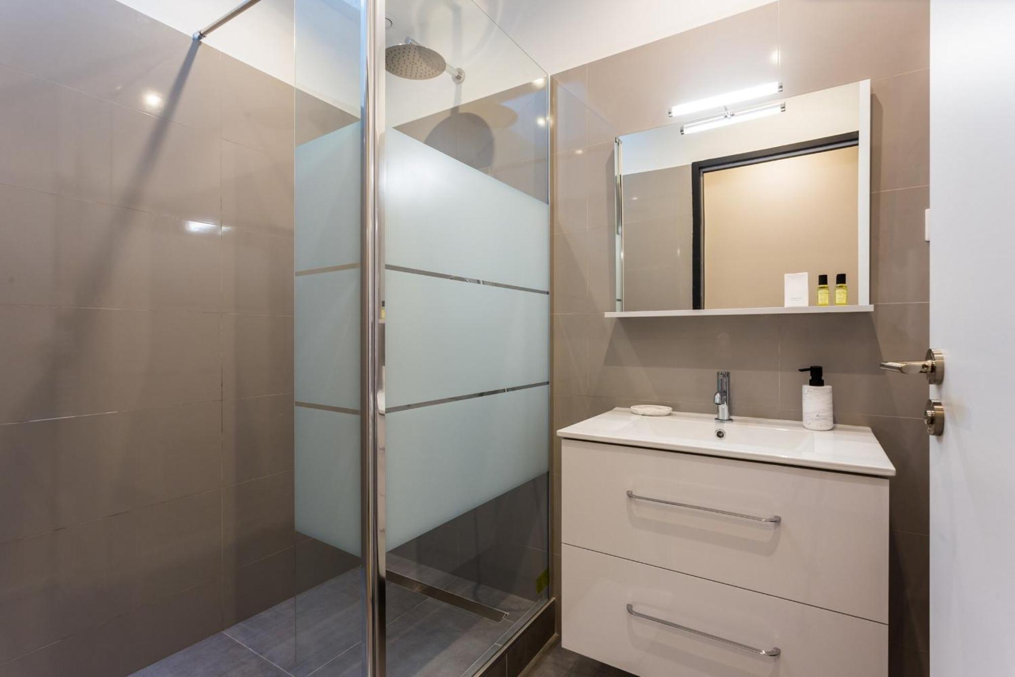 Elegance And Confort - 2Br-4P - Champs Elysees Paris Exterior photo